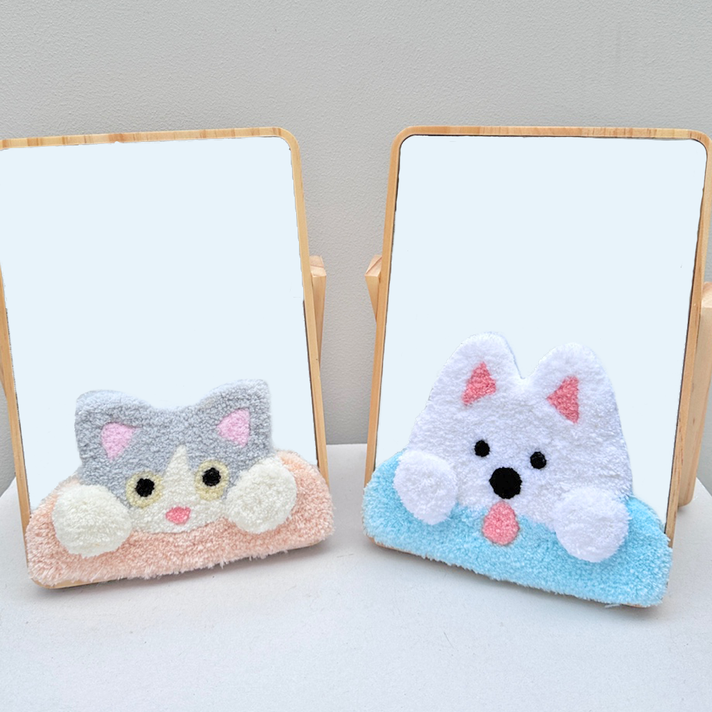 Tufting Stand Mirror Workshop Reservation